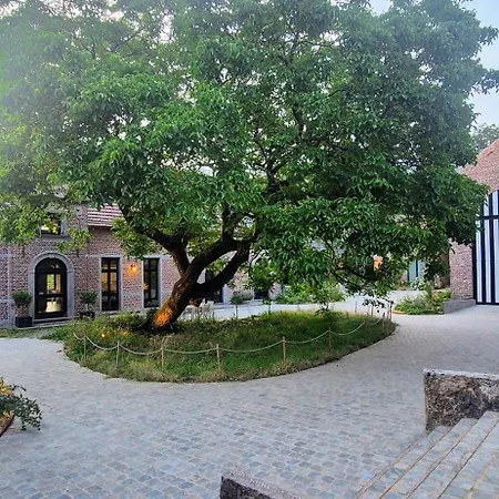 Favarge, Charm, Comfort, And A Large Garden فيلة *