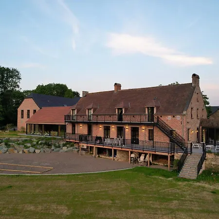 Favarge, Charm, Comfort, And A Large Garden فيلة Braine-le-Comte